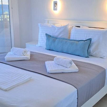 Dinas Inn Piso Livadi Luaran gambar