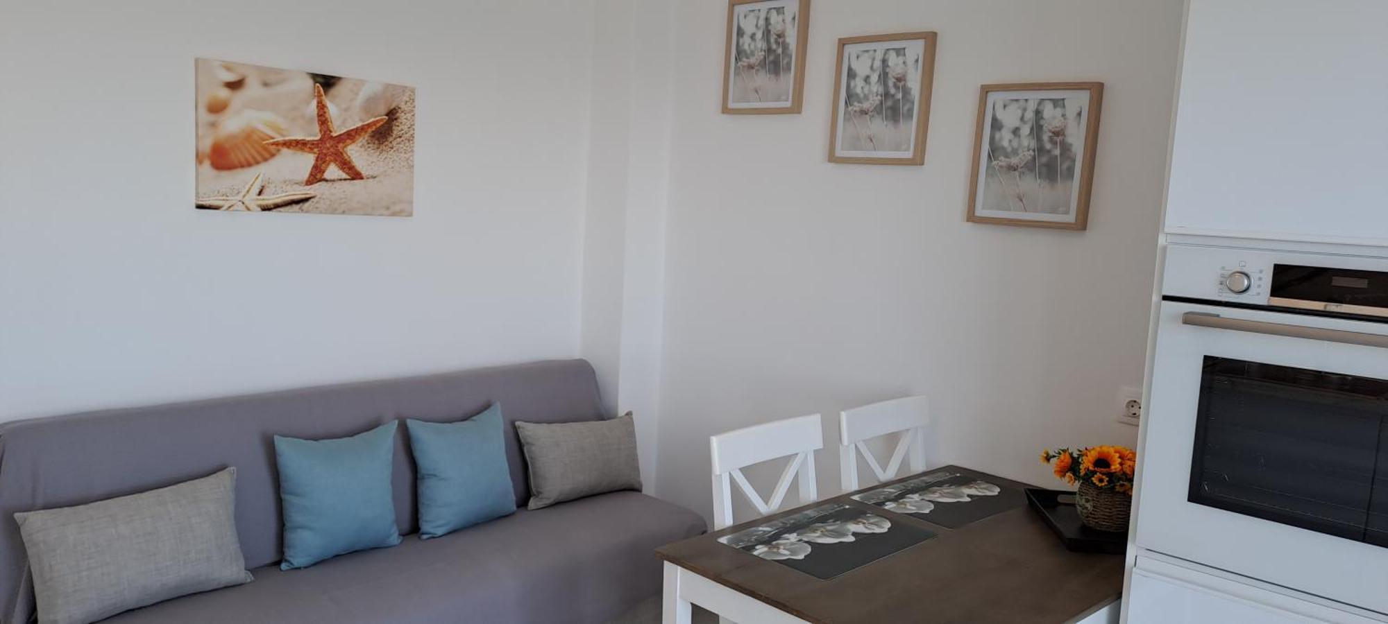 Dinas Inn Piso Livadi Luaran gambar